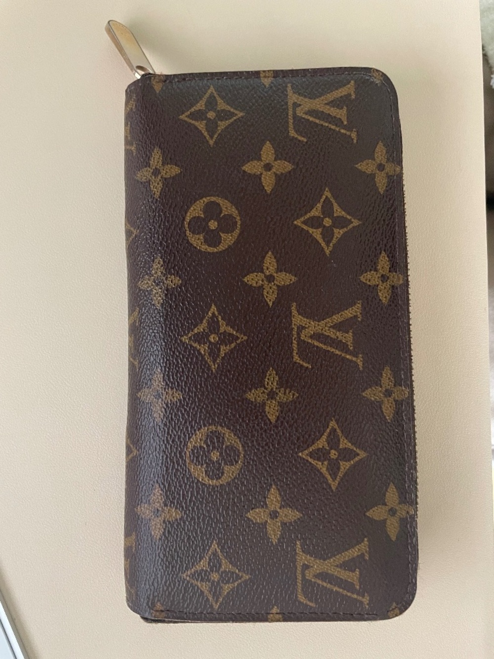 Louis Vuitton Monogram Zippy Wallet | Brown Interior